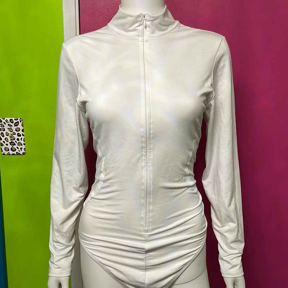 Good American bodysuit